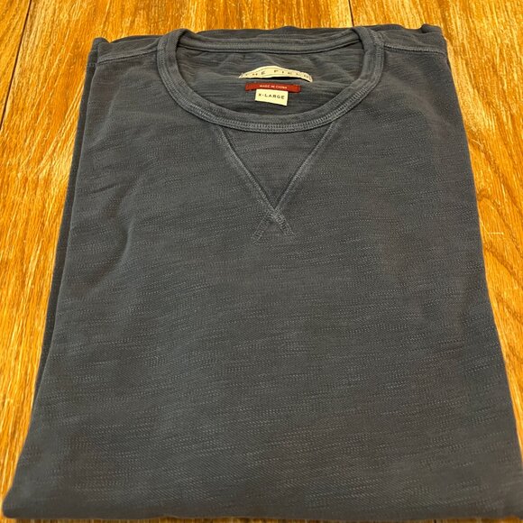 The Field Men's Size XL 98% Cotton/2% Spandex L/S Crew Neck T-Shirt. Grey/Blue. - Picture 4 of 6